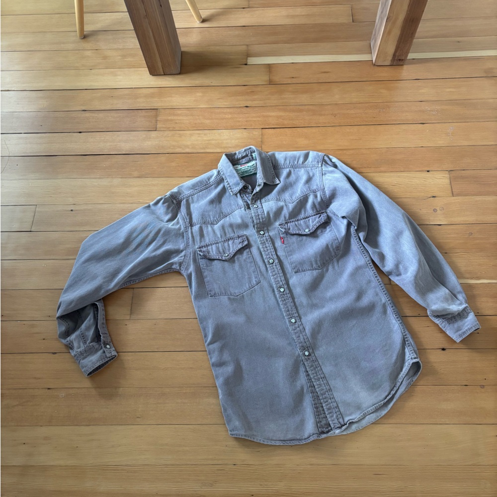 Incredible vintage Levi’s Western snap shirt 1990s made in Hong Kong